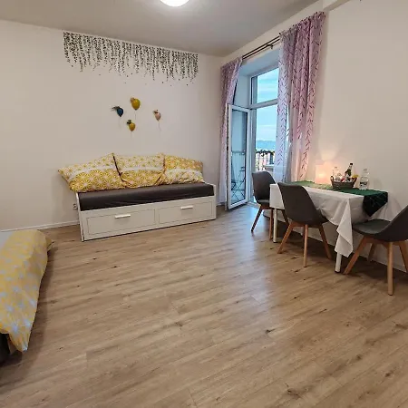 Star #4c415 By Starbnb Eu * Brno